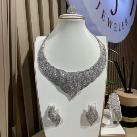 Cursive detail Jewelry Set