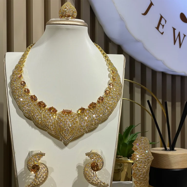 Exotic Champagne Gold Set 