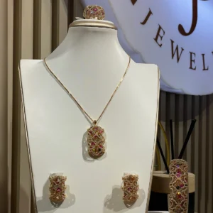 Exotic Necklace Set