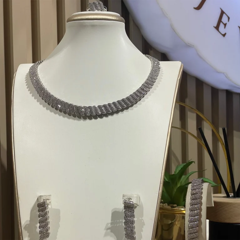 Simple Silver Set