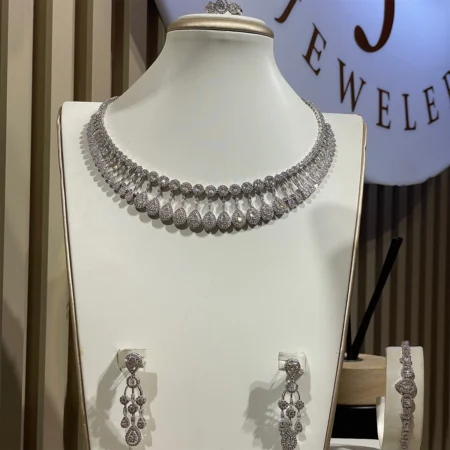 Simple Silver Set