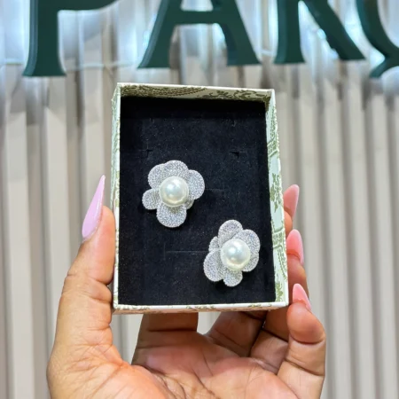 Pearl Stud Earring