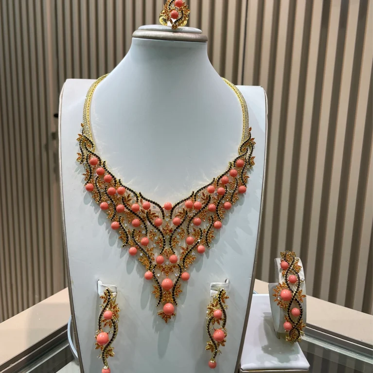 Coral Detail Jewelry Set