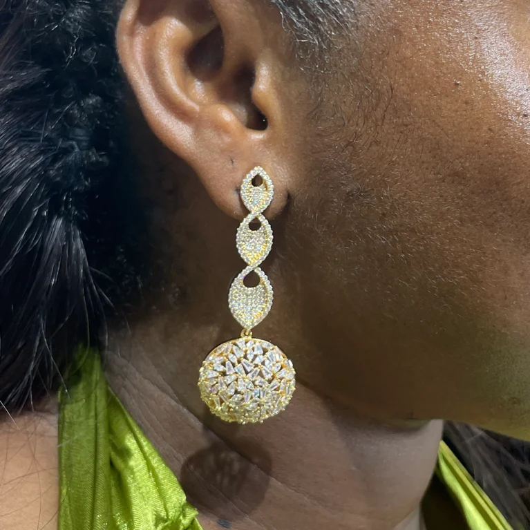 Gold Dangling Earring