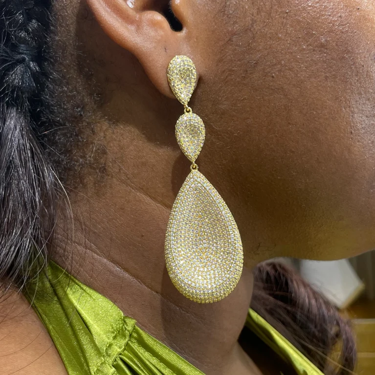 Gold Dangling Earring