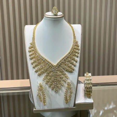 Gold Jewelry Set
