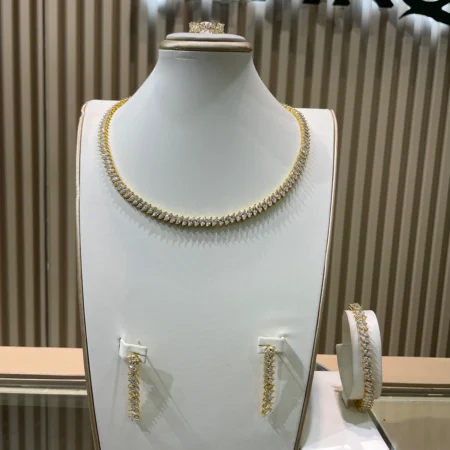 Staple Tennis Set in Gold
