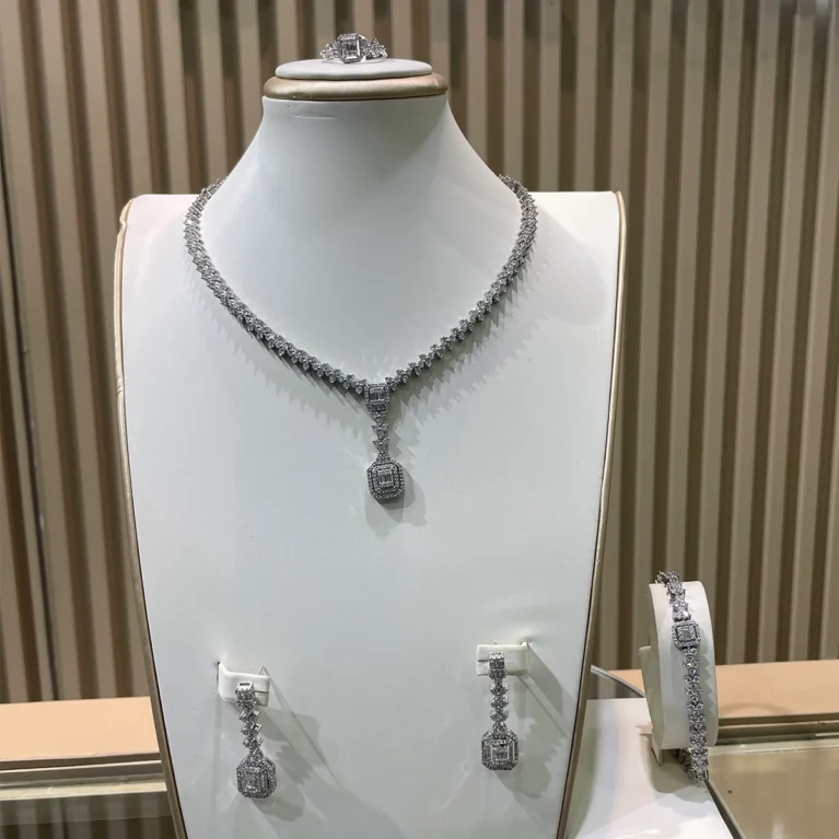 Dainty Silver Set