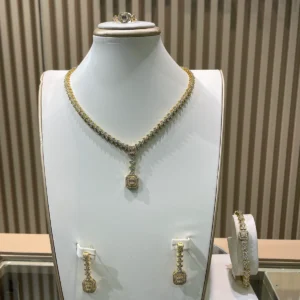 Dainty Gold Set